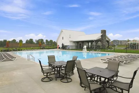 Exterior - 1570 Pieper Ln, Delaware, OH 43015 photo 2 of 2