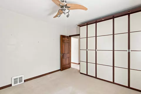 Bedroom - 283 E Beechwold Blvd, Columbus, OH 43214 photo 5 of 7