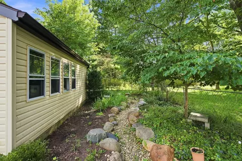 Exterior - 283 E Beechwold Blvd, Columbus, OH 43214 photo 6 of 17