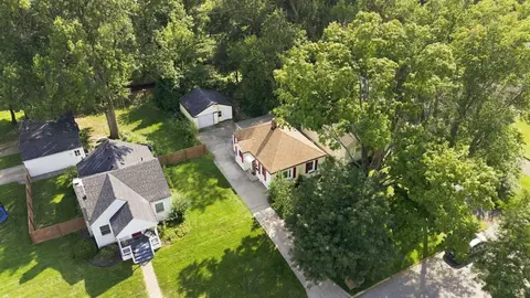 View/Area - 283 E Beechwold Blvd, Columbus, OH 43214 photo 2 of 7