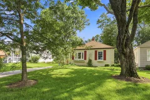 Exterior - 283 E Beechwold Blvd, Columbus, OH 43214 photo 4 of 17
