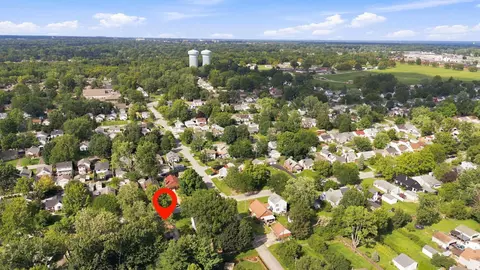 View/Area - 283 E Beechwold Blvd, Columbus, OH 43214 photo 6 of 7