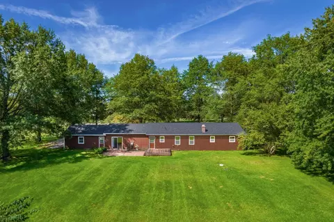 Exterior - 4143 Zuber Rd, Orient, OH 43146 photo 11 of 12