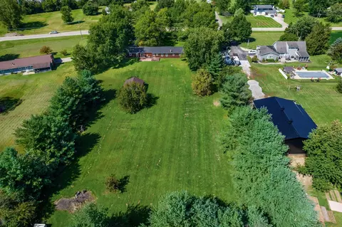 View/Area - 4143 Zuber Rd, Orient, OH 43146 photo 2 of 3