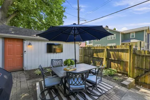 Exterior - 421 E Kossuth St, Columbus, OH 43206 photo 5 of 8