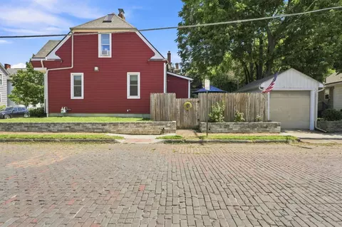 Exterior - 421 E Kossuth St, Columbus, OH 43206 photo 3 of 8