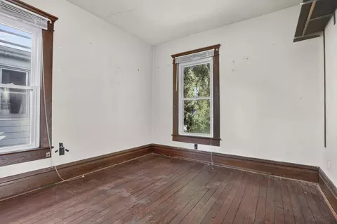 Bedroom - 573 E Main St, Newark, OH 43055 photo 1 of 10