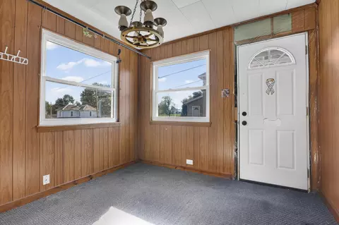 Entry Way - 573 E Main St, Newark, OH 43055 photo 4 of 4