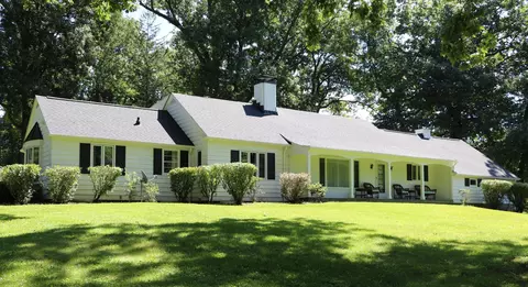 800 Club Dr, Mount Vernon, OH 43050
