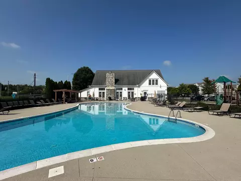 Exterior - 5545 Eagle River Dr #649, Dublin, OH 43016 photo 5 of 6