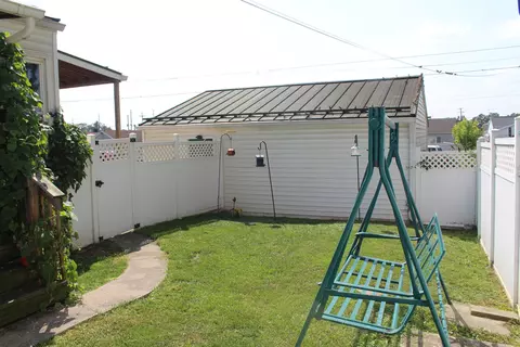 Exterior - 539 Universal Ave, Marion, OH 43302 photo 5 of 7