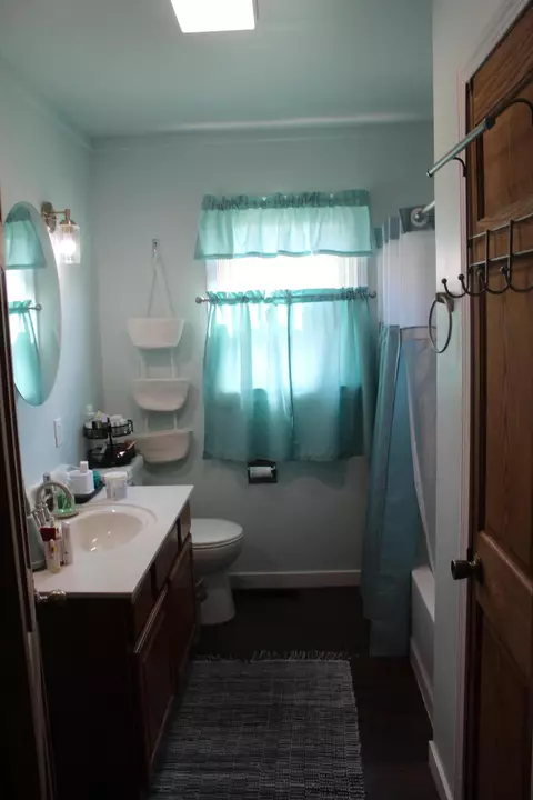 Bath - 539 Universal Ave, Marion, OH 43302 photo 1 of 1