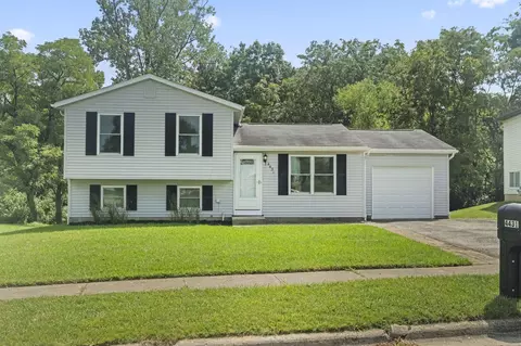 4431 Hickory Wood Dr, Columbus, OH 43228