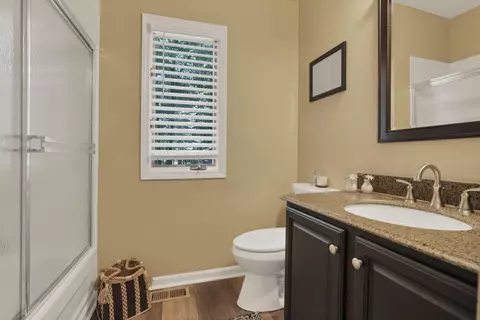 Bath - 5205 Forest Run Dr, Dublin, OH 43017 photo 1 of 13