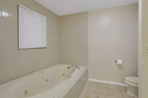 Bath - 5205 Forest Run Dr, Dublin, OH 43017 photo 9 of 13