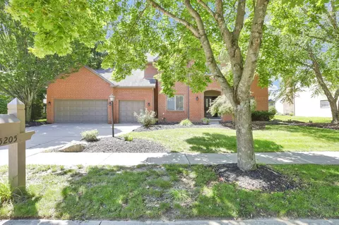 Exterior - 5205 Forest Run Dr, Dublin, OH 43017 photo 3 of 12