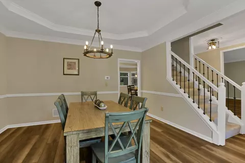 Dining - 5205 Forest Run Dr, Dublin, OH 43017 photo 4 of 4