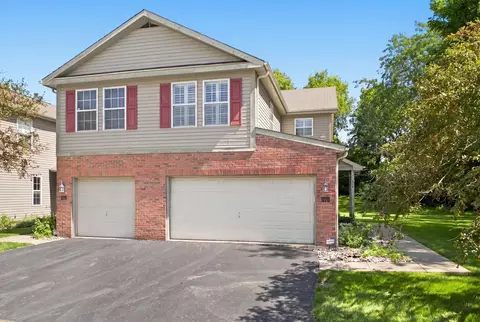 578 Chadwood Dr, Gahanna, OH 43230