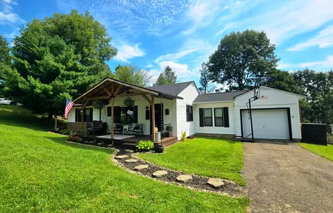 720 N Wood St, Logan, OH 43138
