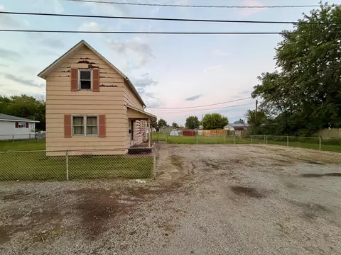 1322 Grace St, Washington Court House, OH 43160