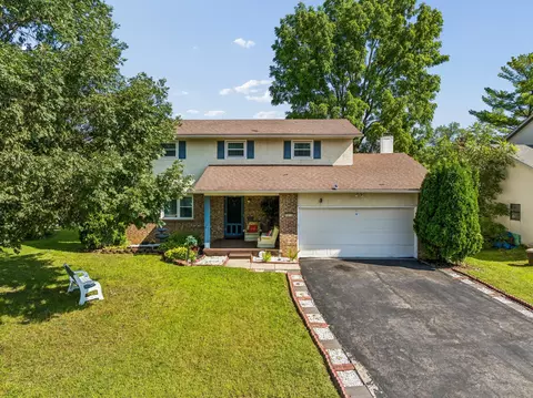 6910 Roundelay Rd N, Reynoldsburg, OH 43068