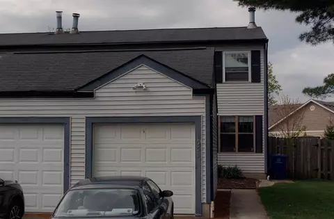 1561 Park Place Dr, Westerville, OH 43081