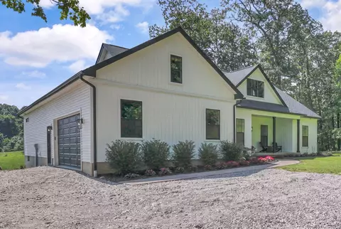 Exterior - 2373 Boving Rd SW, Lancaster, OH 43130 photo 16 of 16