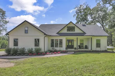 2373 Boving Rd SW, Lancaster, OH 43130