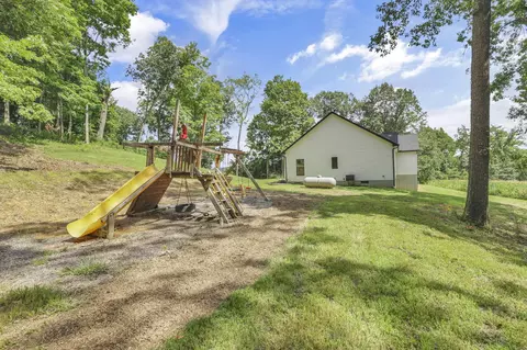 Exterior - 2373 Boving Rd SW, Lancaster, OH 43130 photo 11 of 16