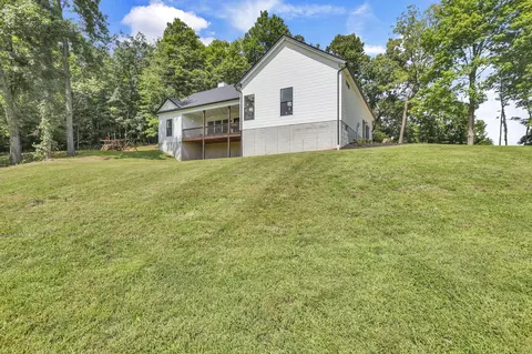 Exterior - 2373 Boving Rd SW, Lancaster, OH 43130 photo 8 of 16