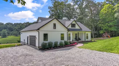 Exterior - 2373 Boving Rd SW, Lancaster, OH 43130 photo 3 of 16