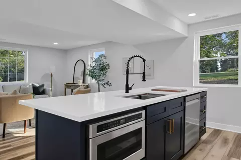 Kitchen - 11745 Smith Rd NW, Lithopolis, OH 43136 photo 3 of 4
