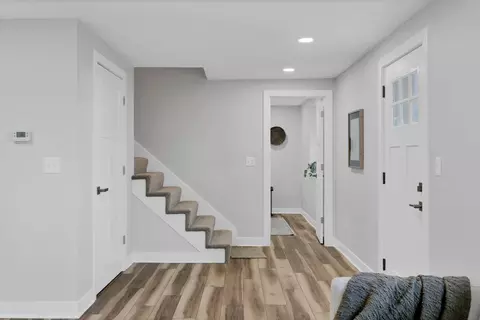 Entry Way - 11745 Smith Rd NW, Lithopolis, OH 43136 photo 4 of 5
