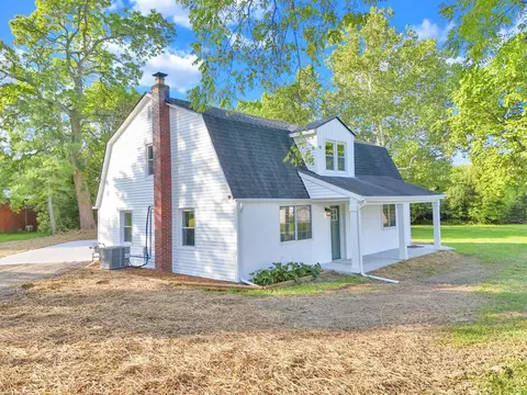 Exterior - 11745 Smith Rd NW, Lithopolis, OH 43136 photo 7 of 10