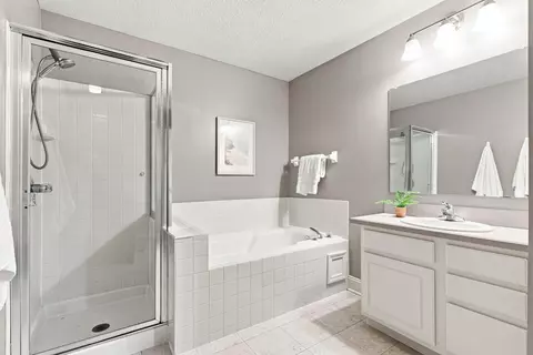 Bath - 6178 Turvey Loop W, Dublin, OH 43016 photo 6 of 9