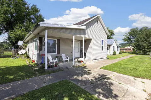 Exterior - 586 E Main St, Logan, OH 43138 photo 2 of 14