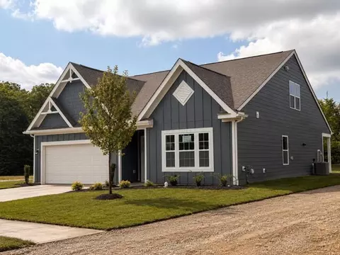 255 Black Oak Ave, Marysville, OH 43040