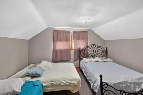 Bedroom - 11 E Mound St, Fredericktown, OH 43019 photo 5 of 6