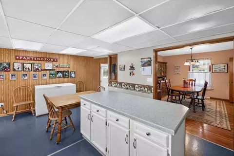 Kitchen - 11 E Mound St, Fredericktown, OH 43019 photo 5 of 6
