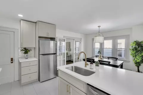 Kitchen - 272 E Markison Ave, Columbus, OH 43207 photo 1 of 5