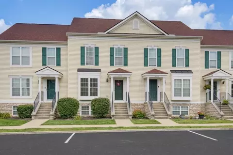 6532 Nottinghill Trail Dr, Canal Winchester, OH 43110