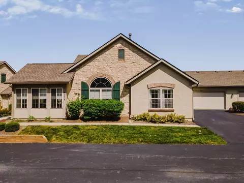 4374 Crimson Maple Ln, Westerville, OH 43082