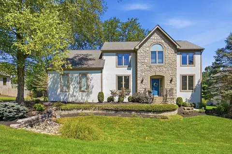 3819 Waverly Place Dr, Lewis Center, OH 43035