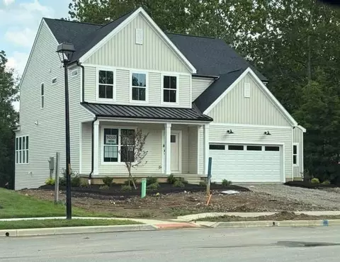 220 Willow Bend Dr, Newark, OH 43055
