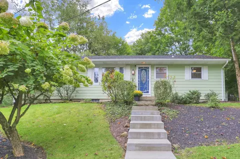 7 Samson Ct, Granville, OH 43023