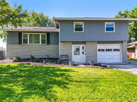 4475 Beacon Hill Rd, Columbus, OH 43228