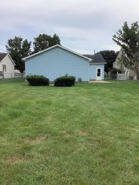 Exterior - 104 Highland, Circleville, OH 43113 photo 1 of 1