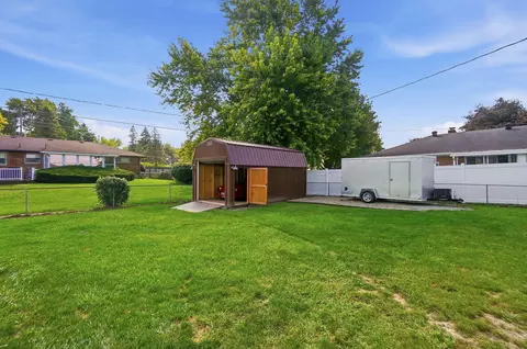 Exterior - 4522 Laredo St, Springfield, OH 45503 photo 18 of 19