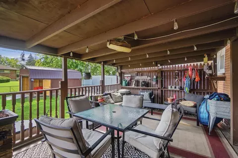 Exterior - 4522 Laredo St, Springfield, OH 45503 photo 14 of 19