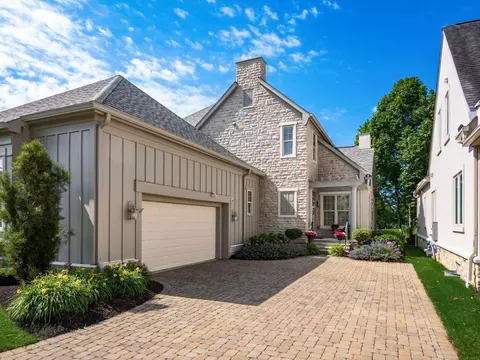 Exterior - 5721 Liscarroll Pl, Dublin, OH 43016 photo 3 of 20